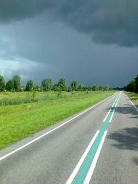 Flevo donkere wolken